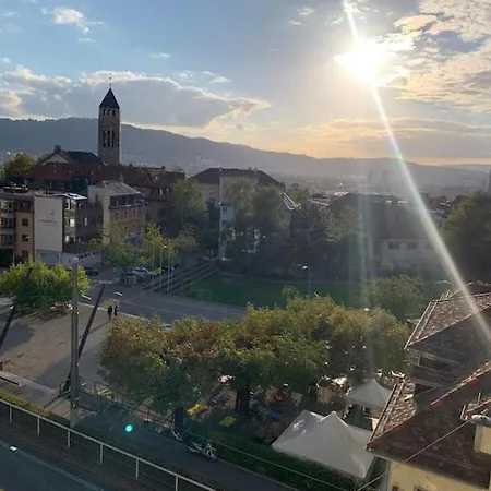 Flat - Close To Hb Uni Apartament *