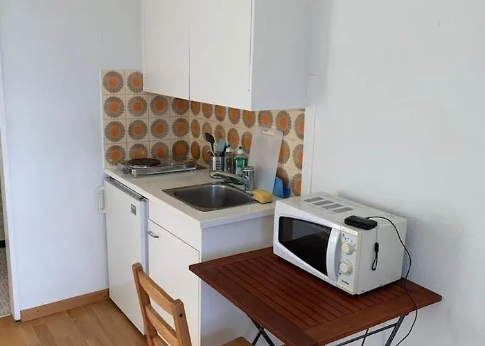 Flat - Close To Hb Uni Apartment